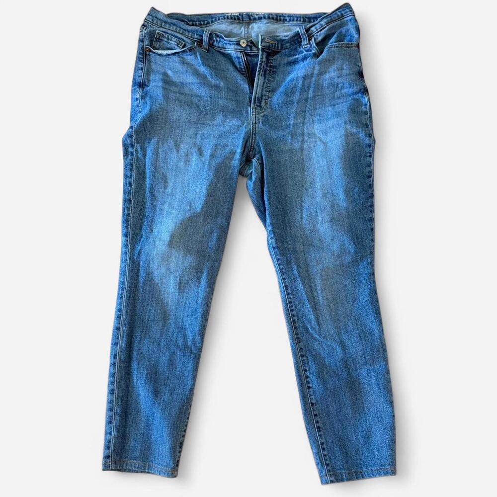 Old Navy OG Straight High-Rise Womens Jeans Size 18 Tall Classic Blue Minimalist - Picture 2 of 4